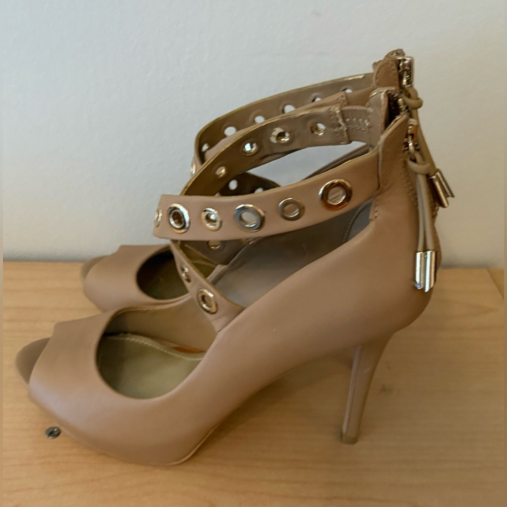 WHITE HOUSE BLACK MARKET ALYSE CAMEL HEELS SIZE 6M - Picture 5 of 8